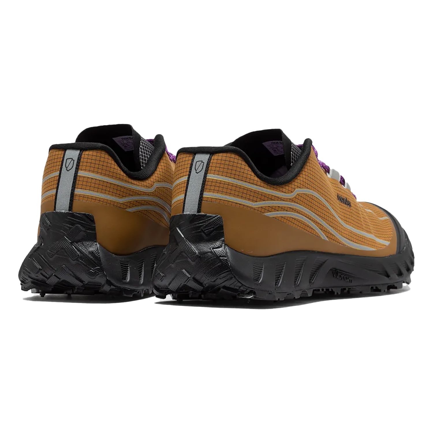 Norda ノルダ 002 Oak | THE MOUNTAIN EDITIONS