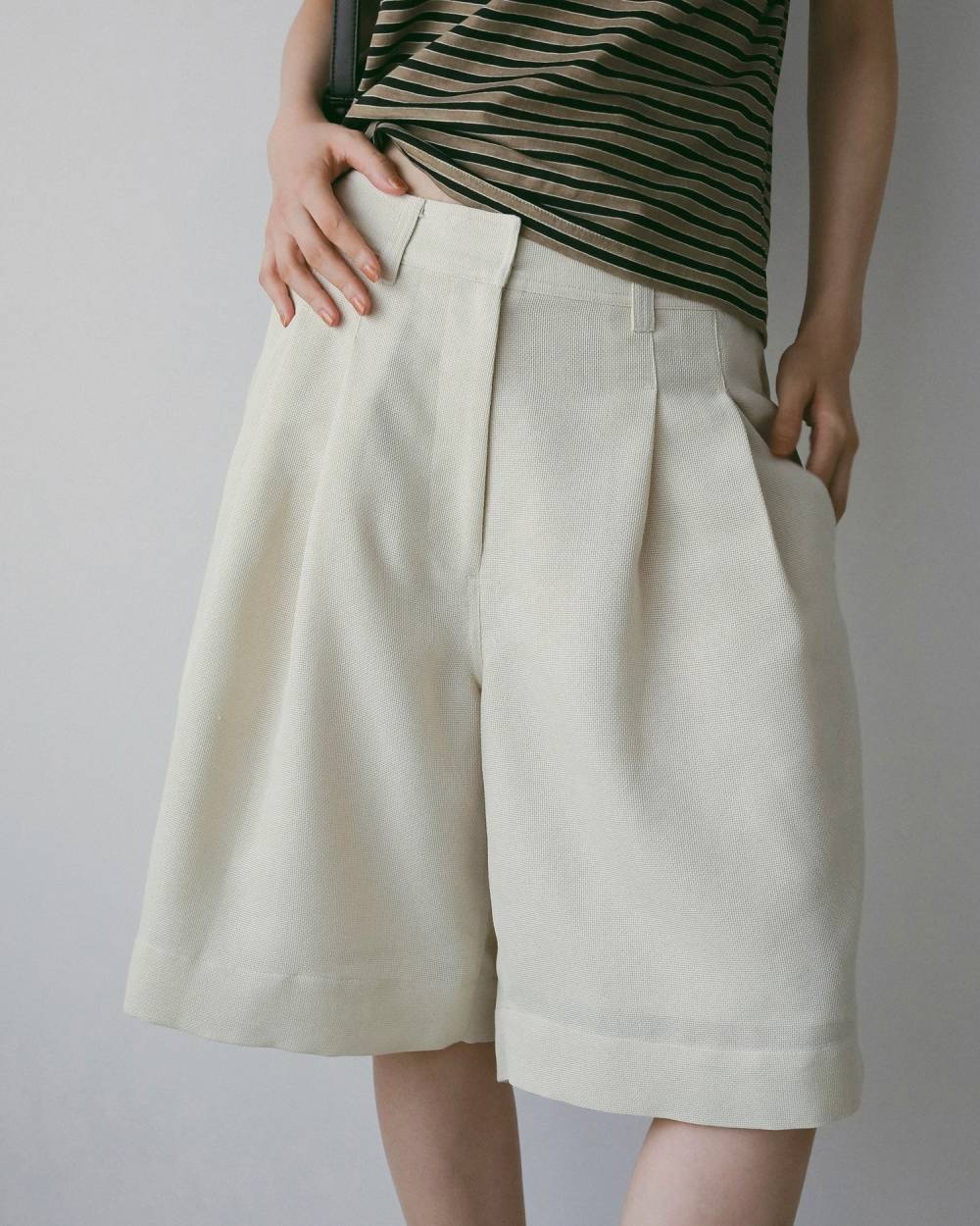 anuke(アンヌーク) Tuck Half Pants | サウスオレンジ｜メンズ