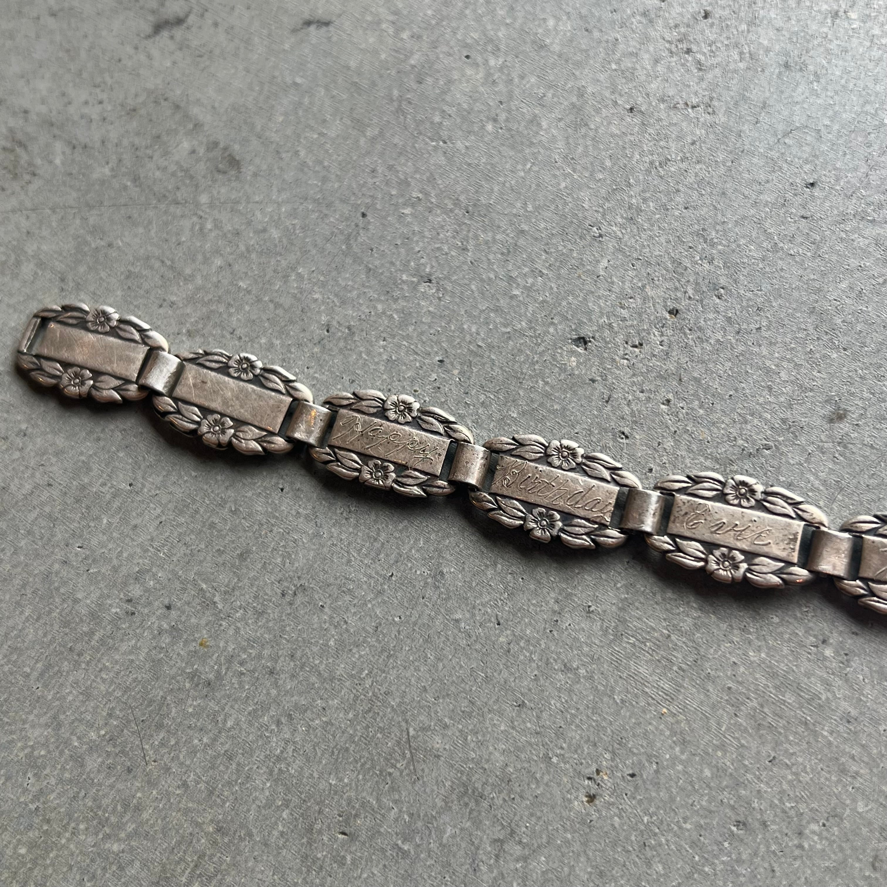 1940s WW2 SWEET HEART JEWELRY BRACELET | BUFF STOCK YARD