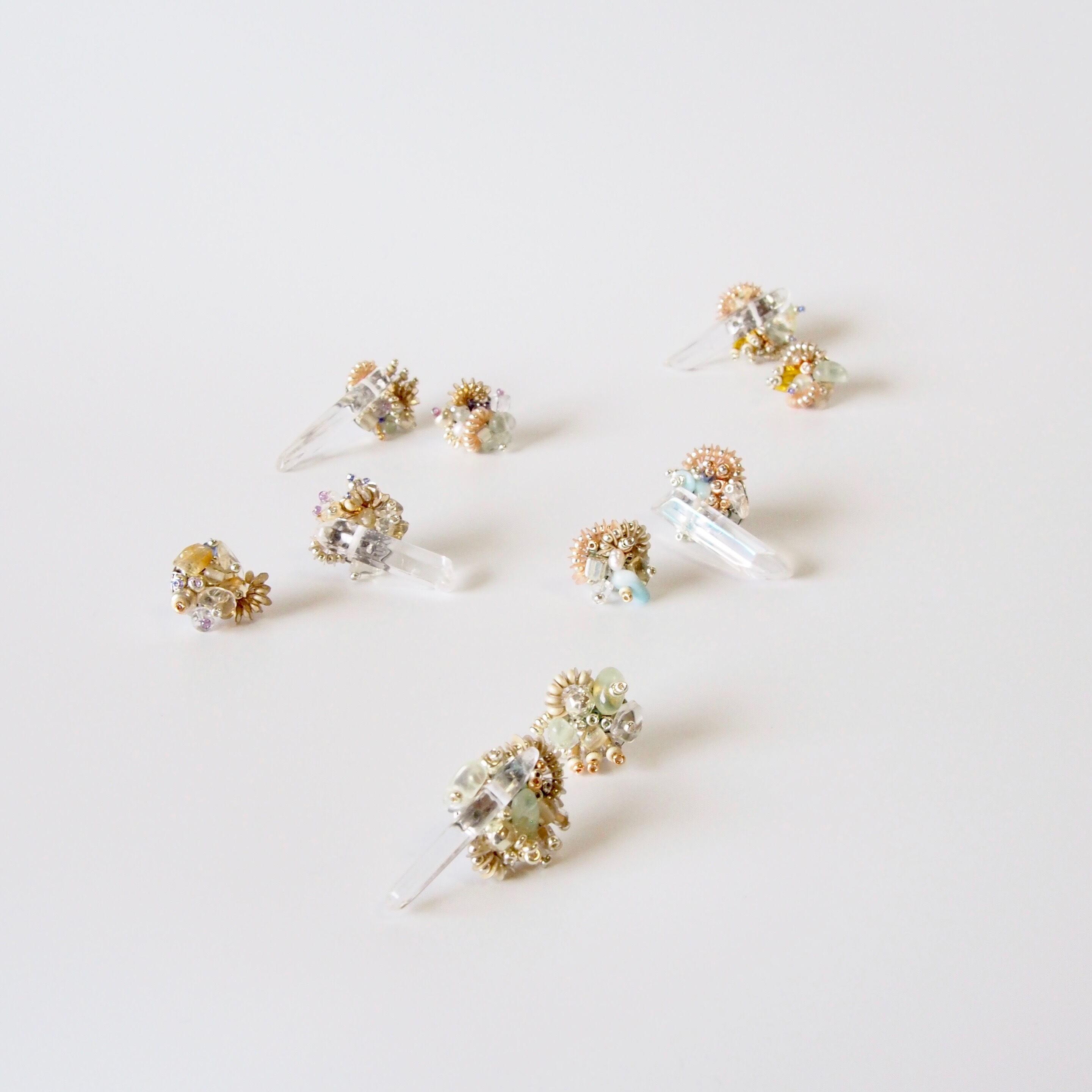 " Crystal collage earrings "