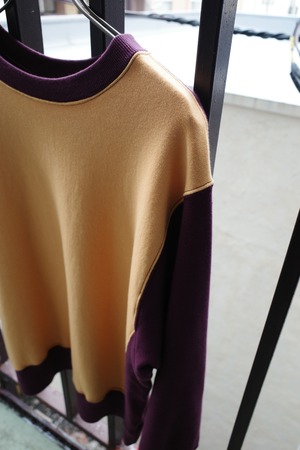 FOUNDOUR Sweat shirt