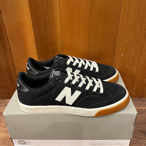 【NEW BALANCE】numeric NM212BSS