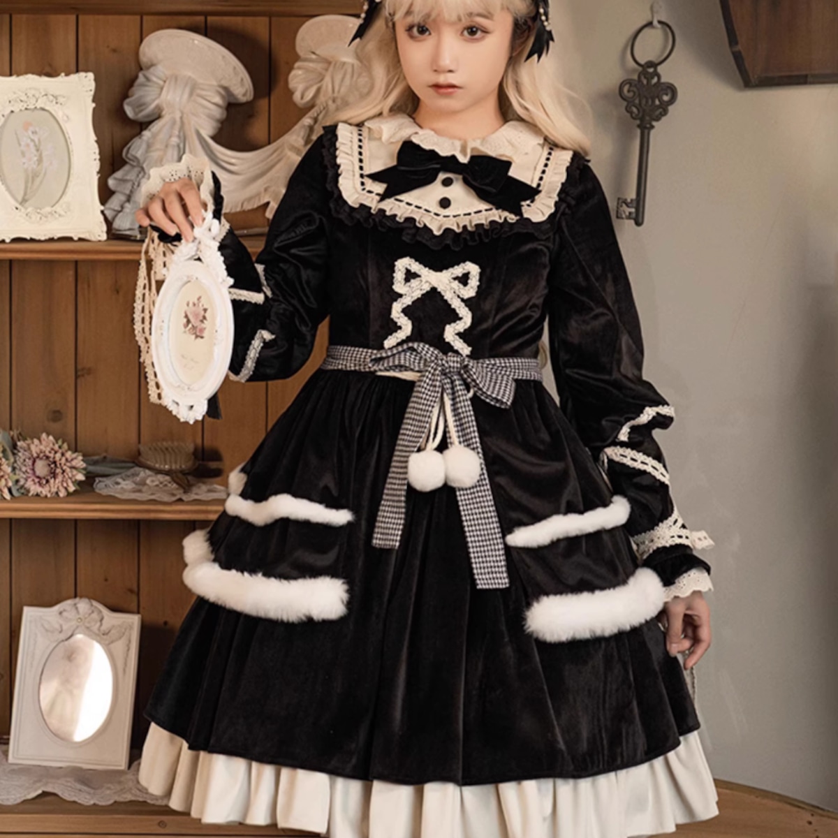 withU ゴスロリ ワンピース 5faf5bcb694860eb784a3e1062b83d