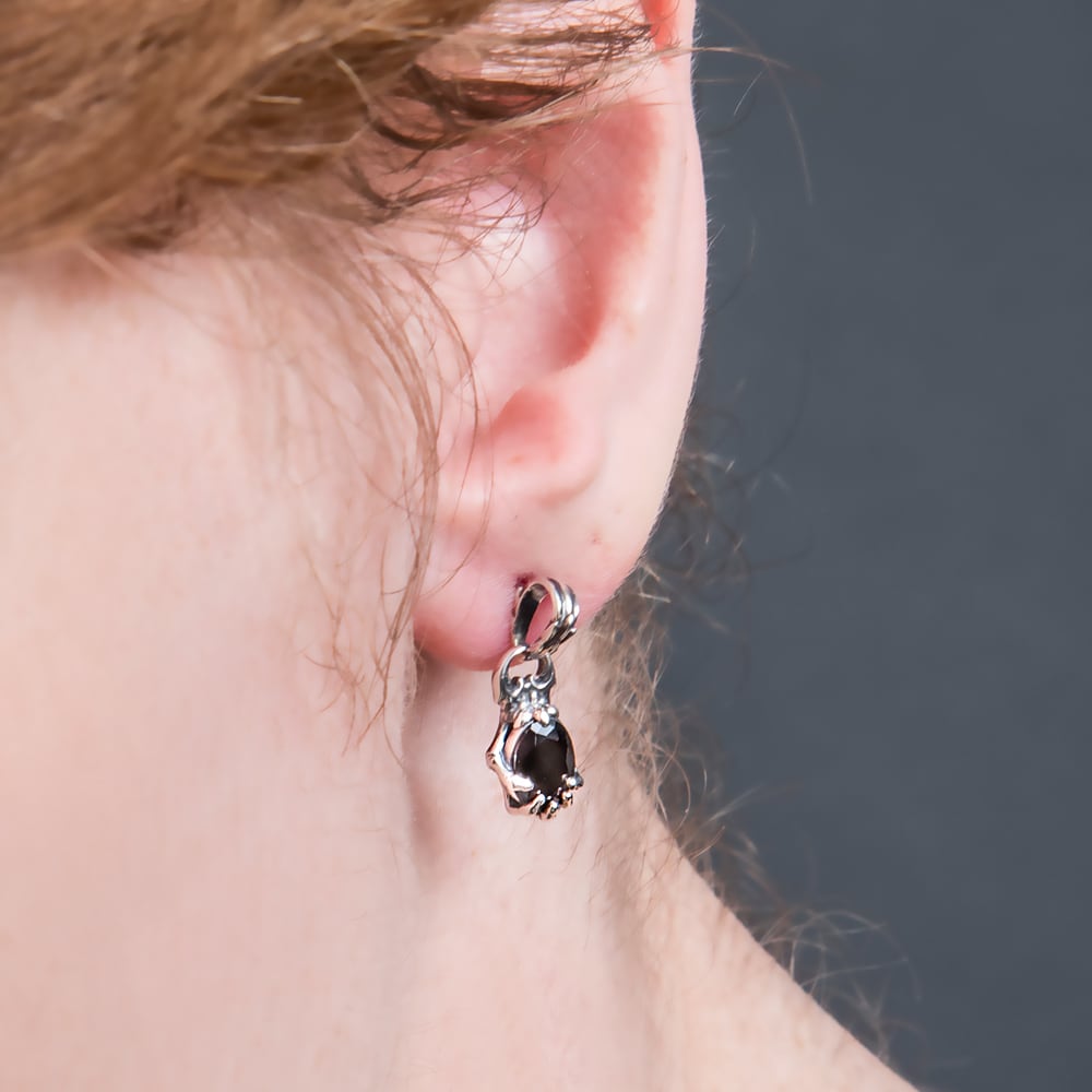 スカルハンドピアス 片耳用 ACE0178 Skull hand earrings シルバー