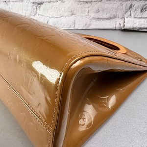 LOUIS VUITTON ヴィトン ヴェルニ エナメル／パテントレザー ハンドバッグ ベージュ A-13627