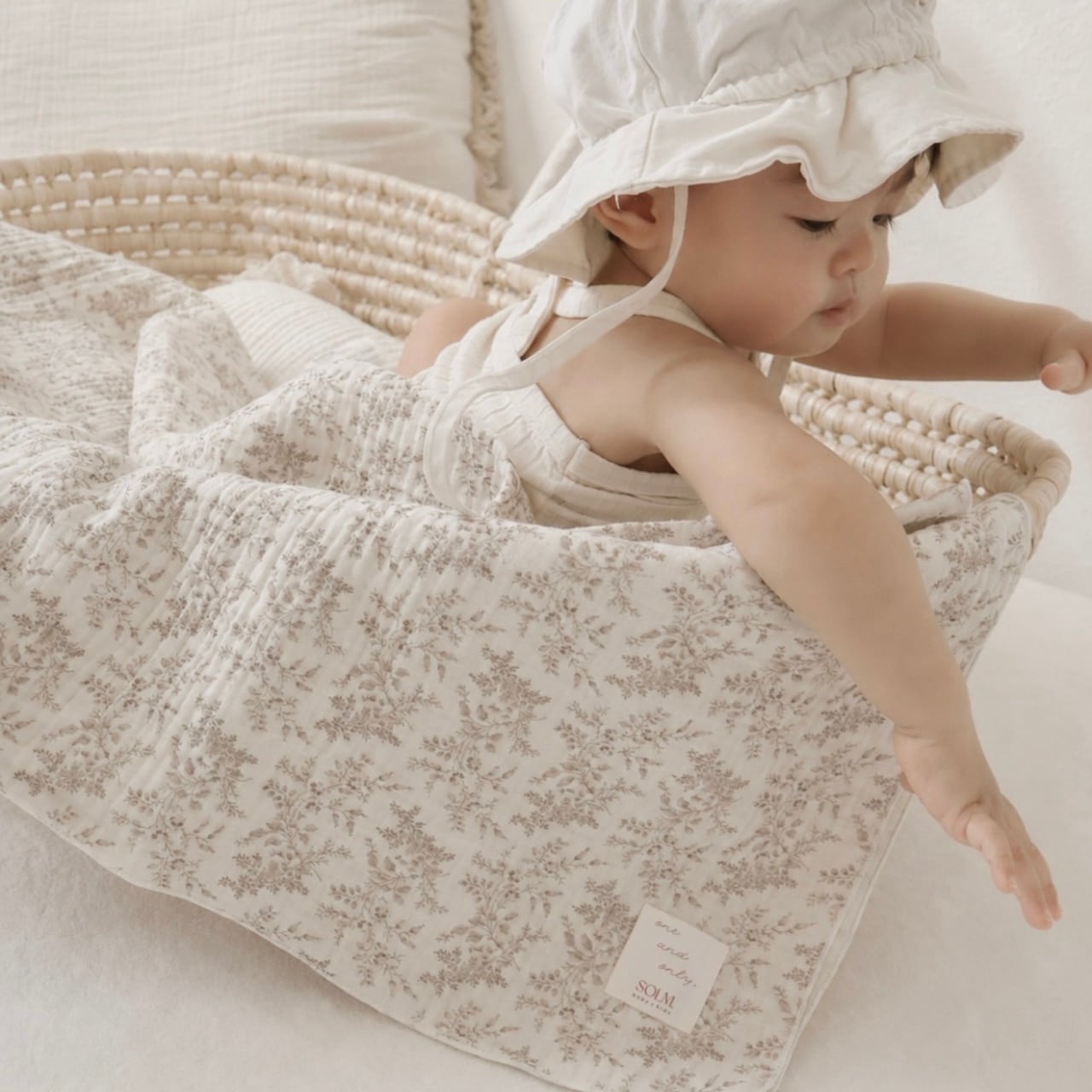 ガーゼケット floret blanket 【送料無料】 おくるみ スワドル 小花柄