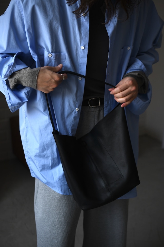 Morphée / BUCKET BAG MEDIUM (BLACK)