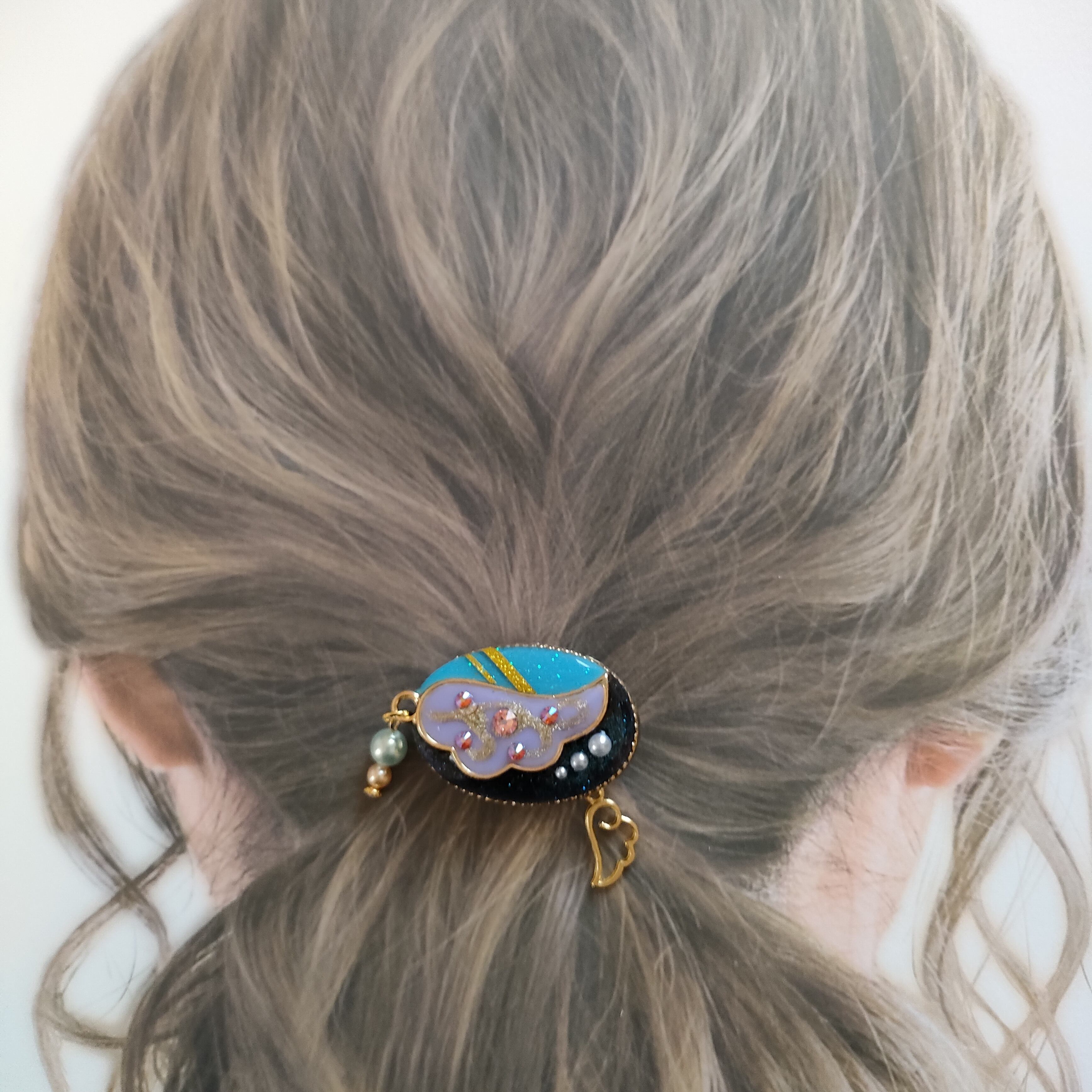 宙を舞う羽】ヘアアクセサリー（髪ゴム） | Pay ID