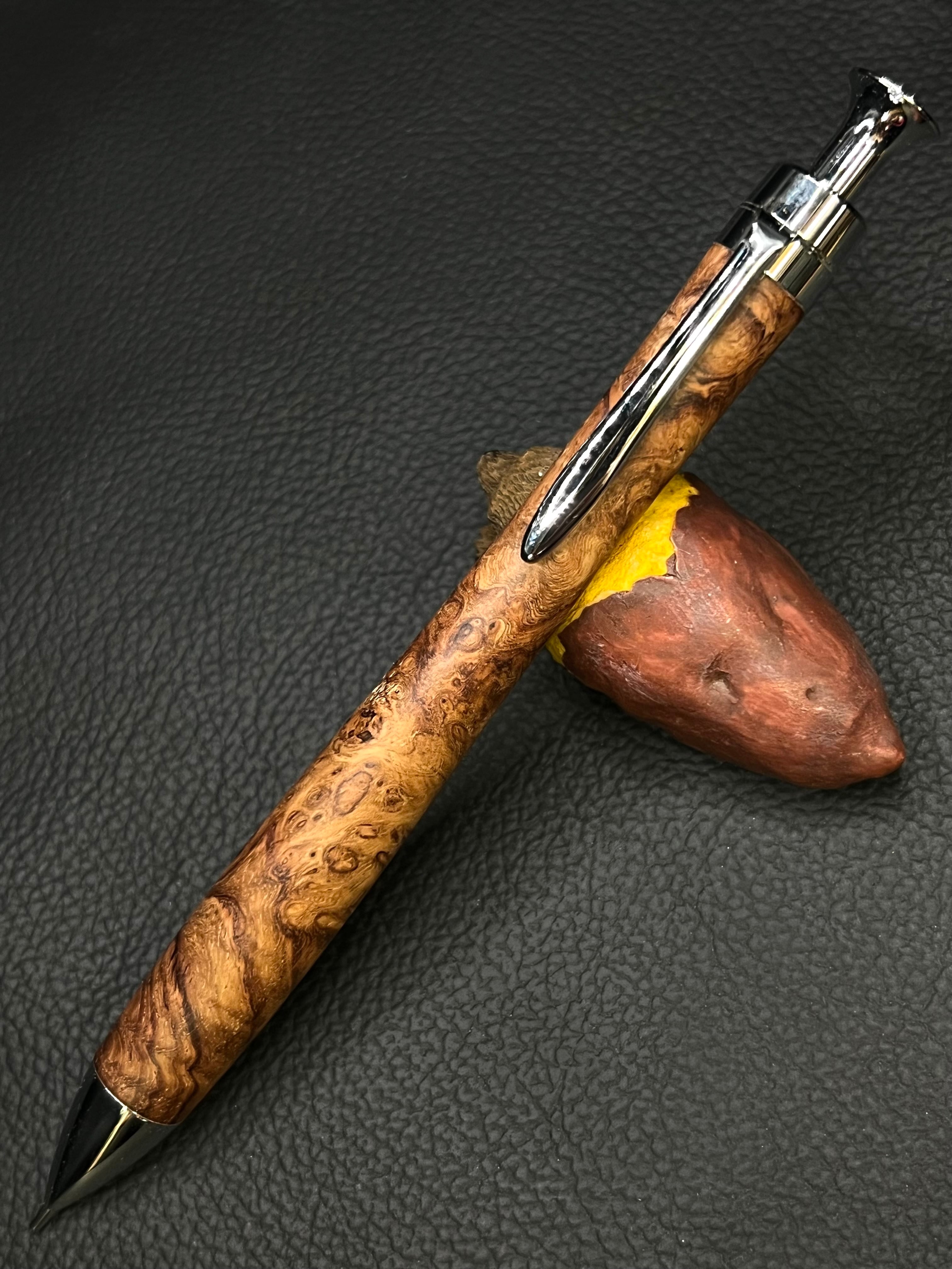 8 レースシーオーク 極上杢 ボールペン | こぶた工房