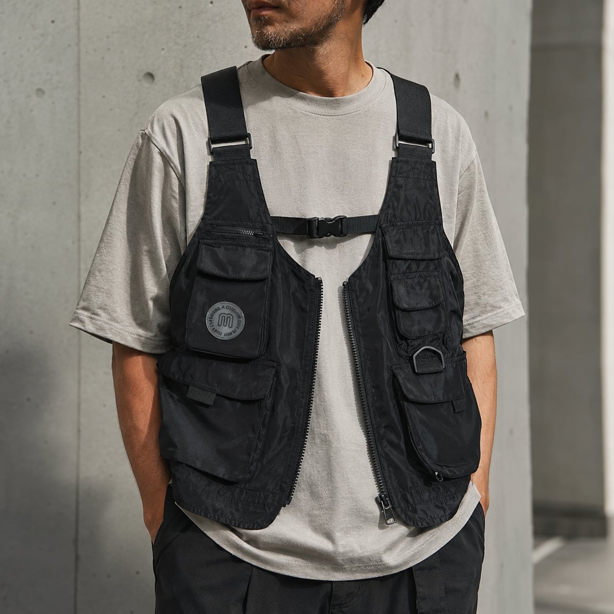 【H0187】Multi-Pocket Front Zipper Vest / 2color