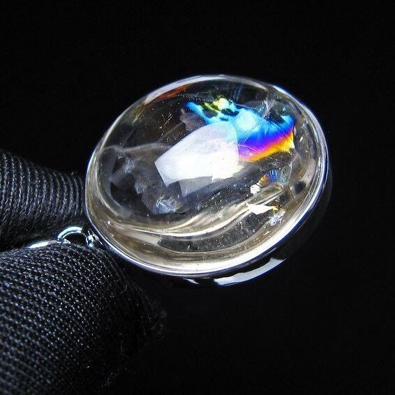 アイリスクォーツ 水晶 ペンダント 虹入り おまかせ便 一点物 112-14191