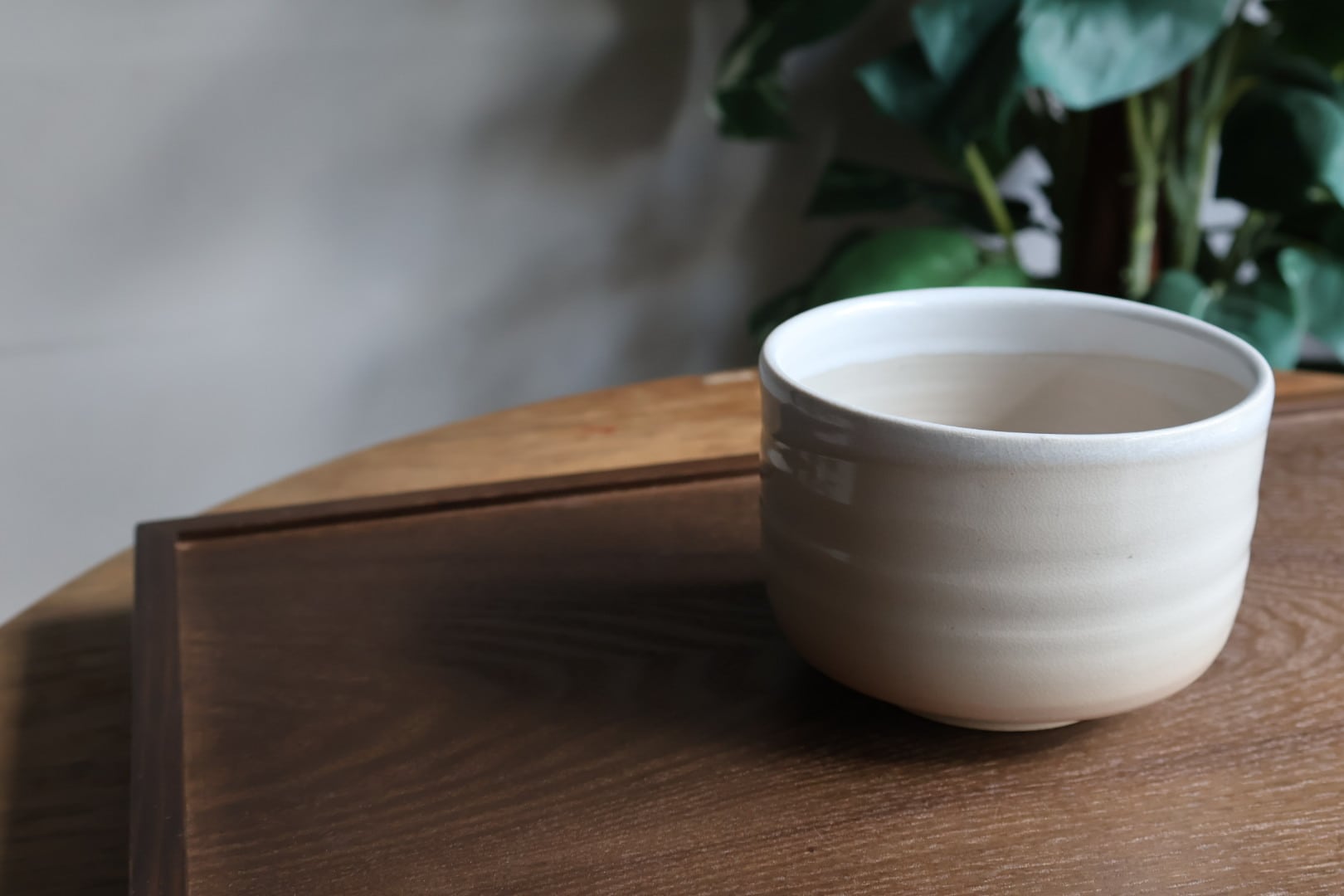 萩焼 椿秀窯 彩土抹茶碗 楽型 | うつわ通販 土岐陶器店 / ONLINE SHOP