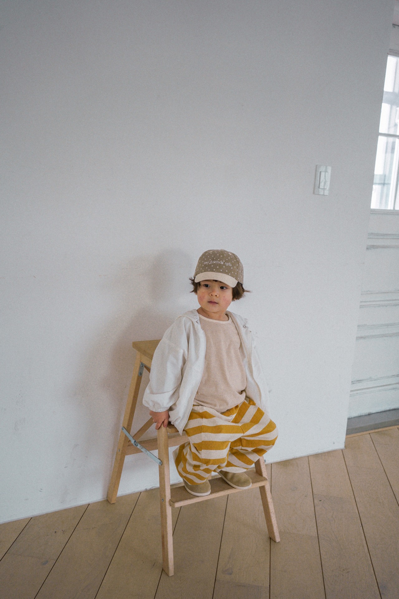 ONU 26/SS Hooded Panel Windbreaker