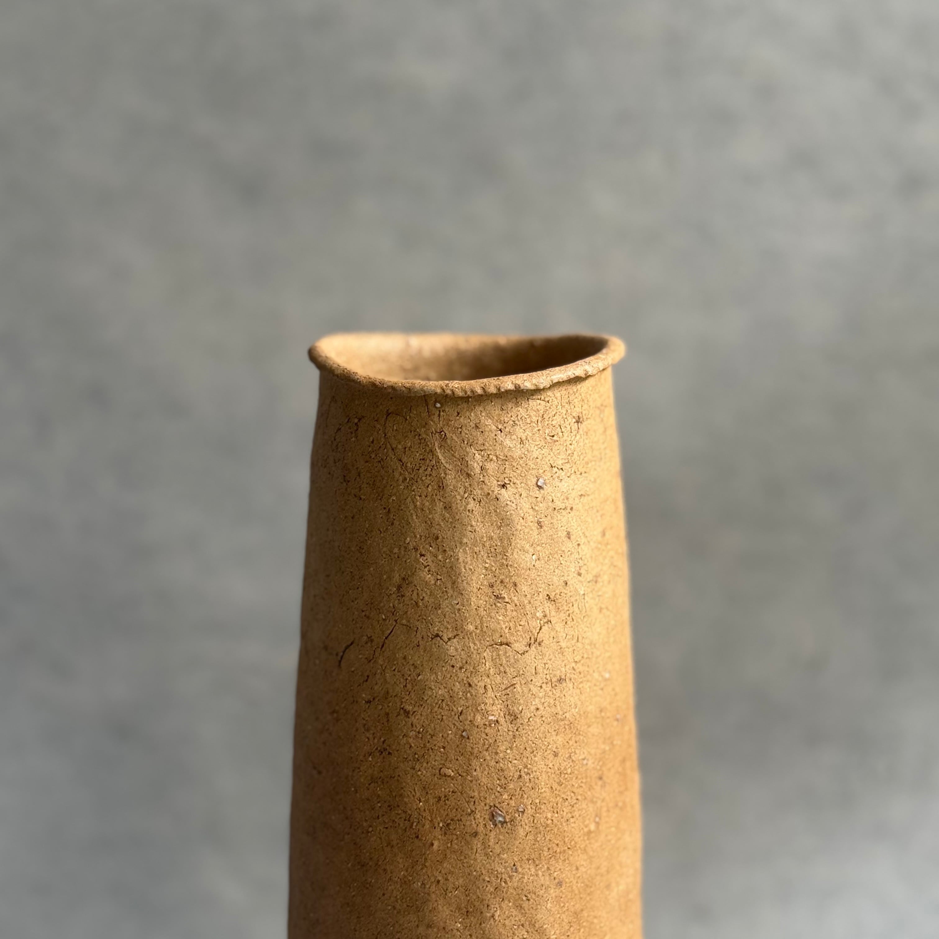 吊り下げ式土製花器　落款有り　高さ約70センチ 高田かえ 素土花器 | gallery 一白