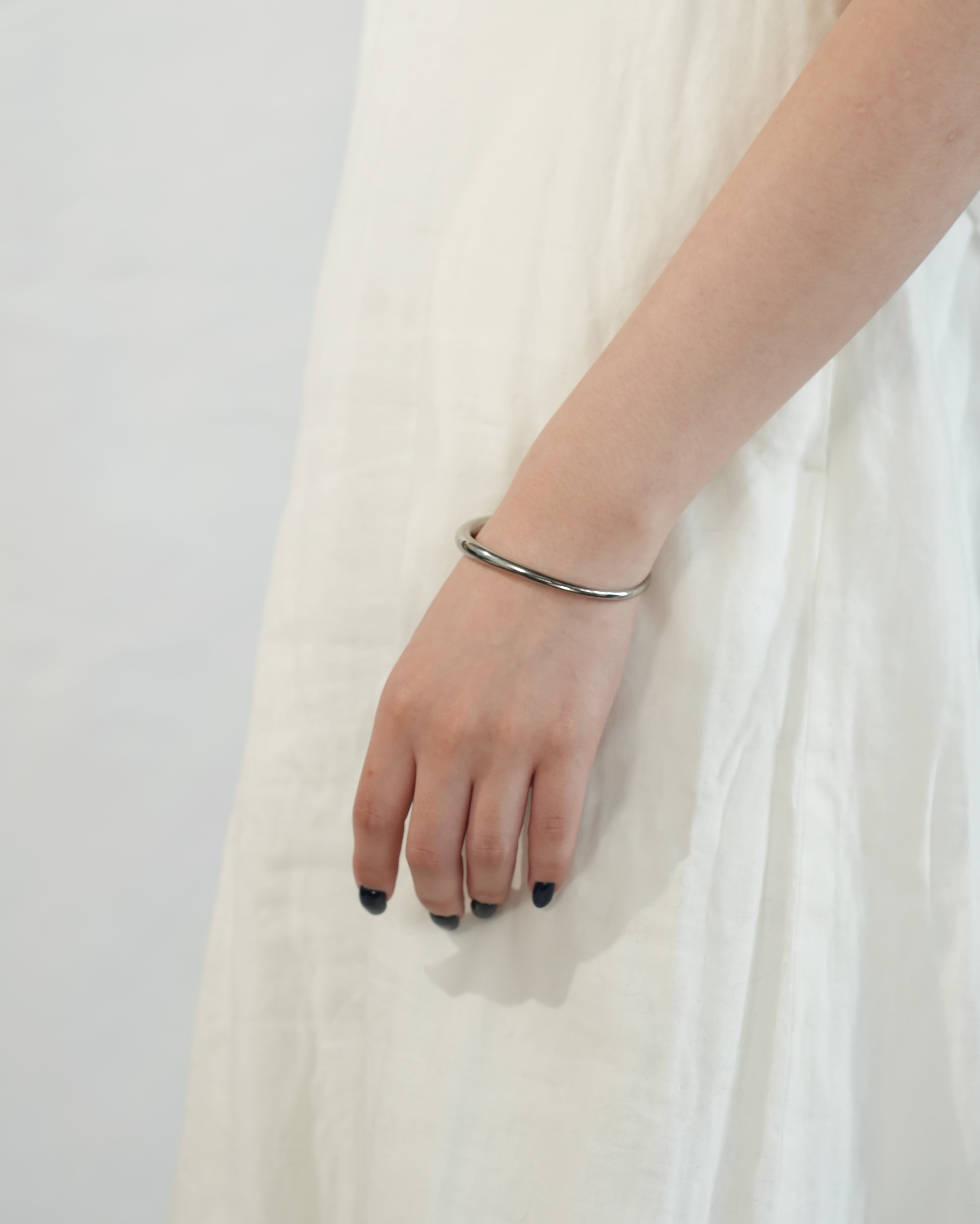 drop bangle | 13lue
