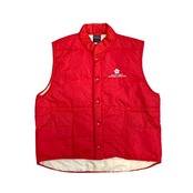 "90s HILTON" down vest red