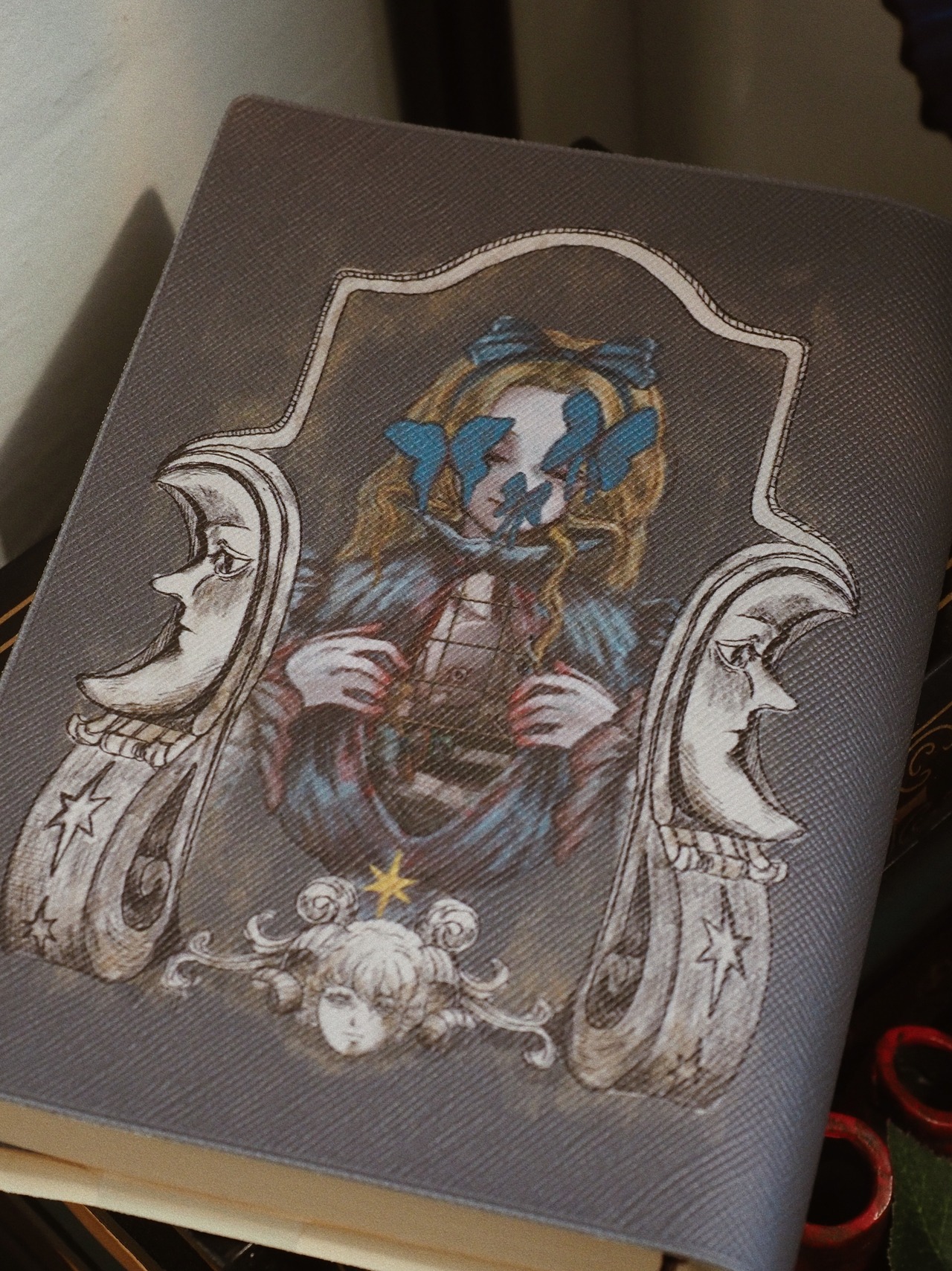 月の国のアリス　ブックカバー