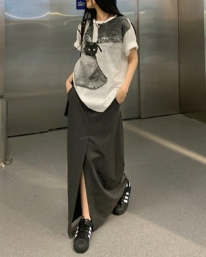 キャットグラフィックプリント Tシャツ A1009