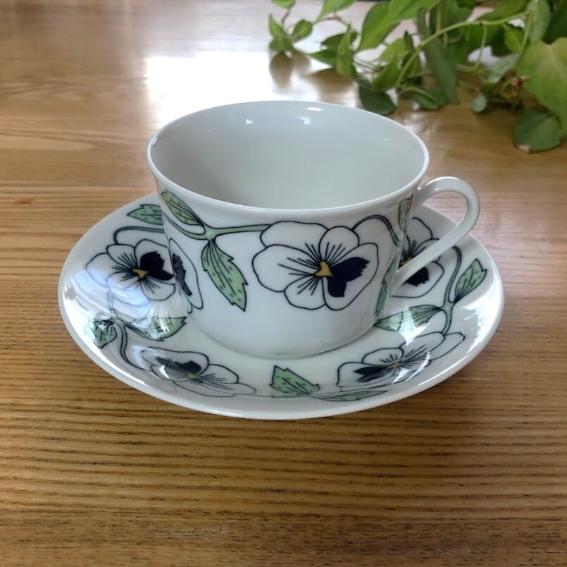 シルビア | Hauska 北欧ヴィンテージ食器と雑貨のハウスカ