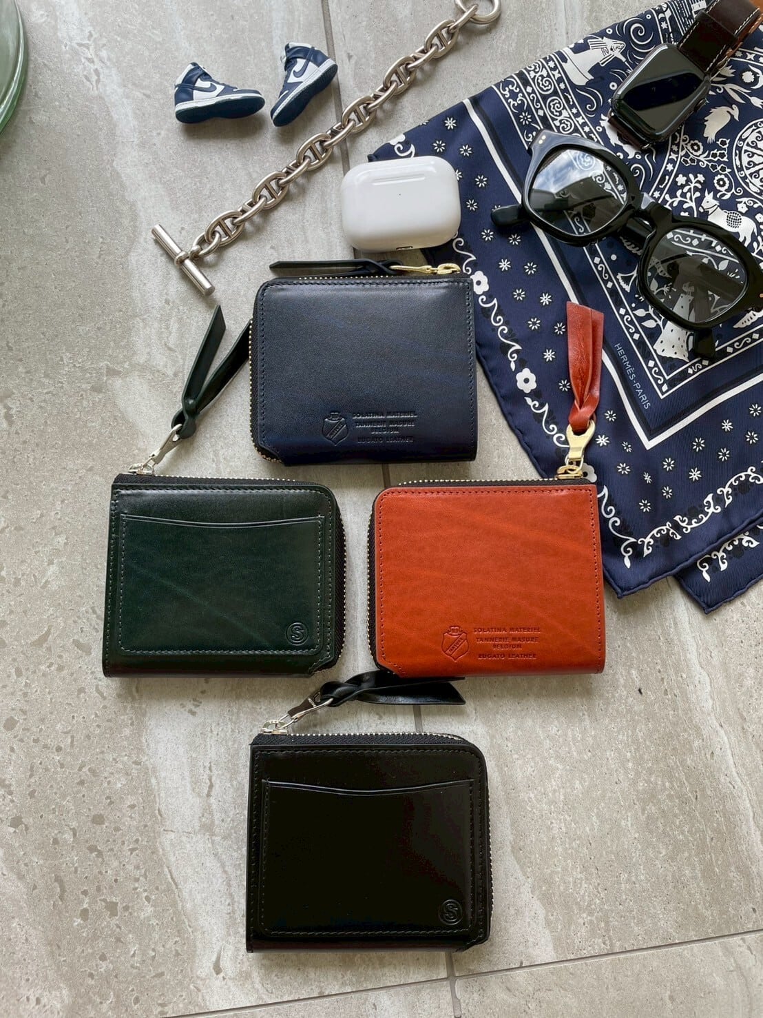 nano •universe 別注SOLATINA 
レザートートバッグネイビー SEIKO / 別注 セイコー × ナノ・ユニバース クオーツ クロノグラフ