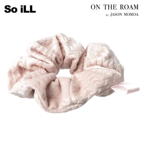 ON THE ROAM × So iLL Velvet Scrunchies ベルベットシュシュ