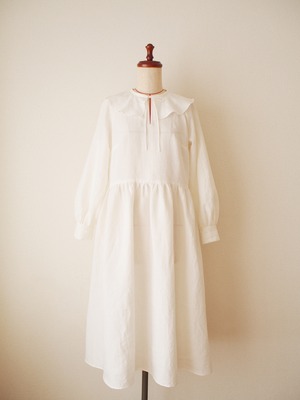 poppy-white dress-