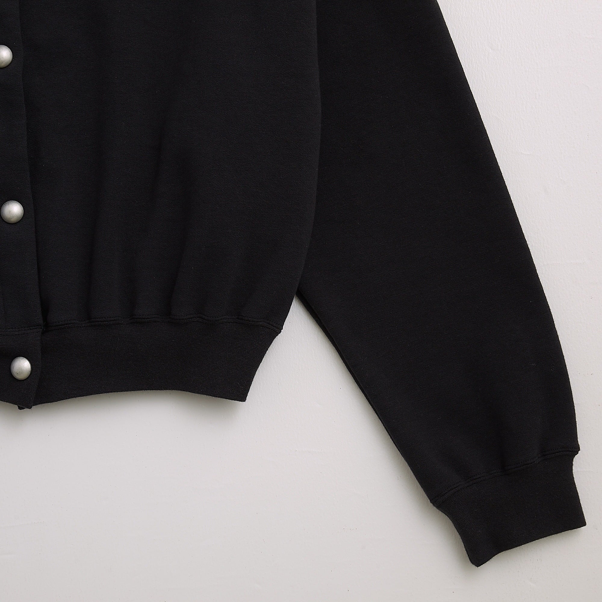 AT HEART】CHULA VISTA CARDIGAN (black) TNHC2310-02 | THE NEWHOUSE