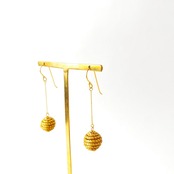 【ビオジュエリー】 黄金の草 カッピンドウラード ビオジュエリー ピアス&イヤリング スパイラルボール シングルチェーン ショート