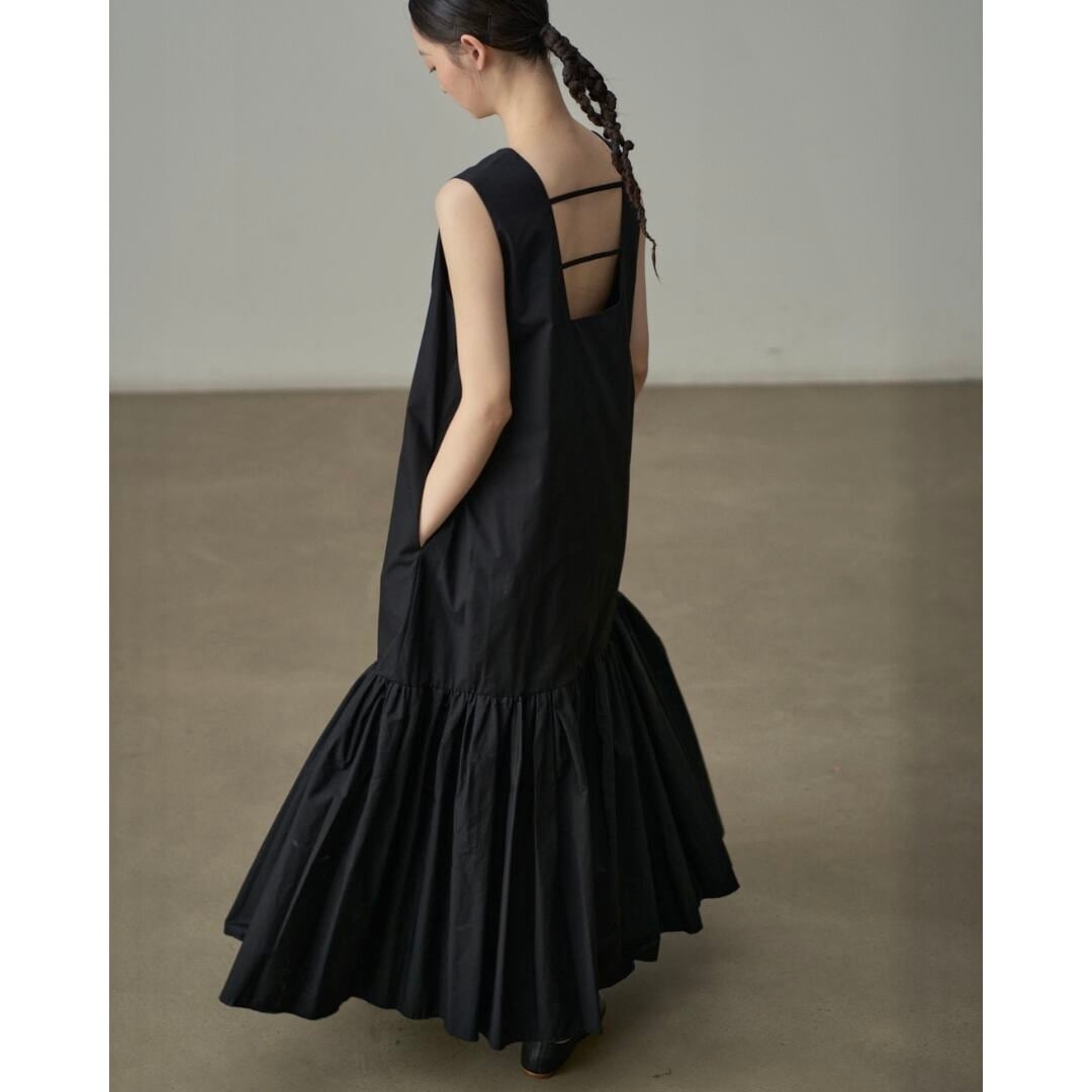 ギャザーフレアノースリーブワンピース T4070