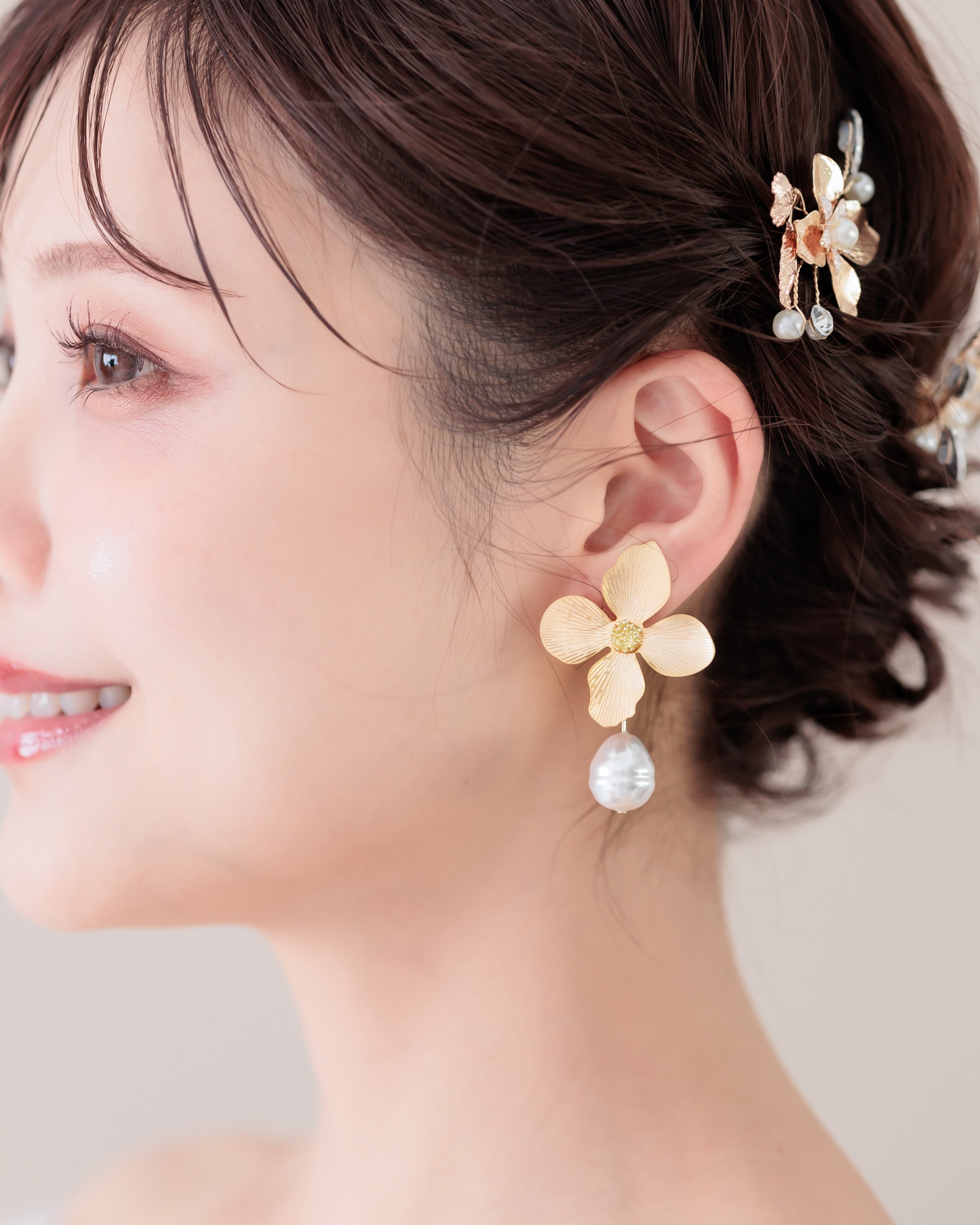 ブライダルイヤリング/ピアス【AE2501-25】 | ブライダルアクセサリー