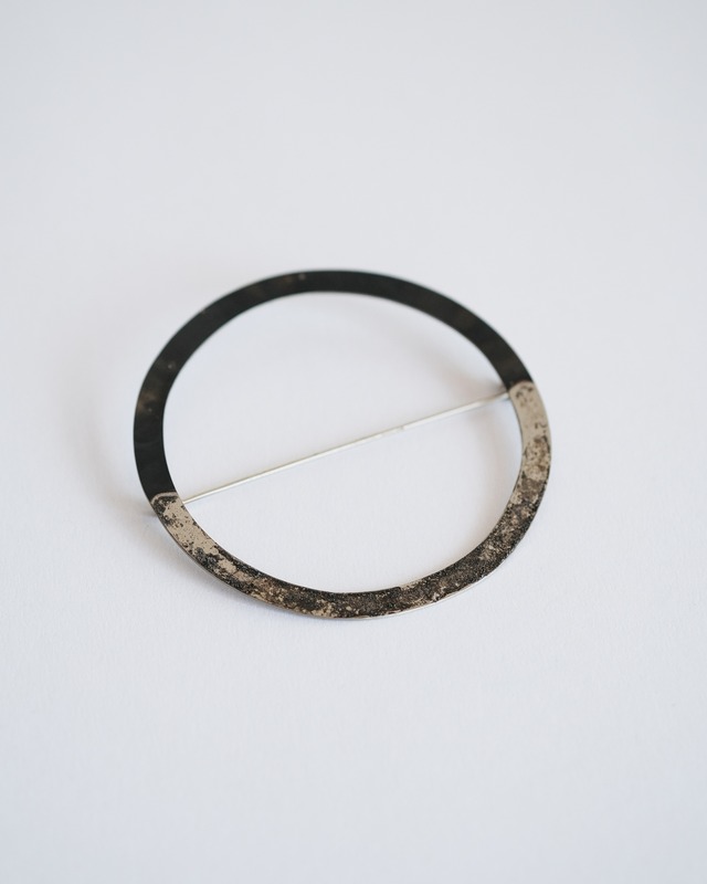 ブローチ 41／COLORS