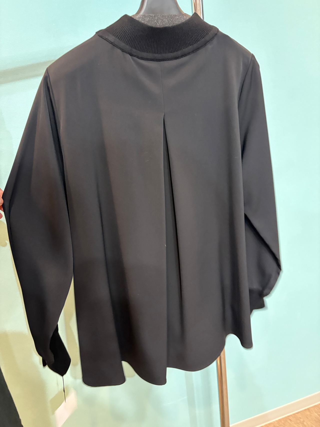 タックジョーゼットブラウス