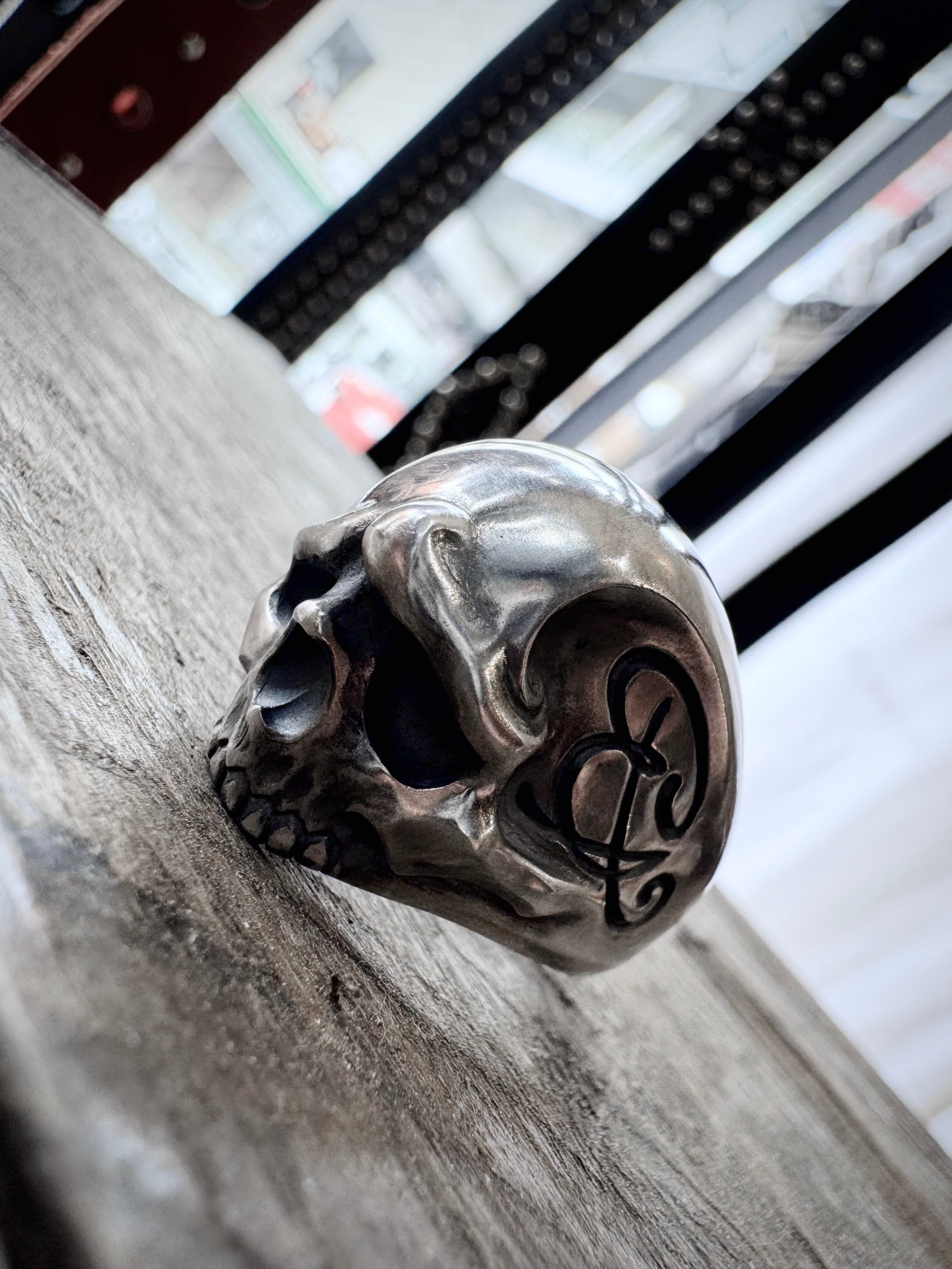 Rat Race Cry Baby Skull Ring クライベイビースカルリング | Gift