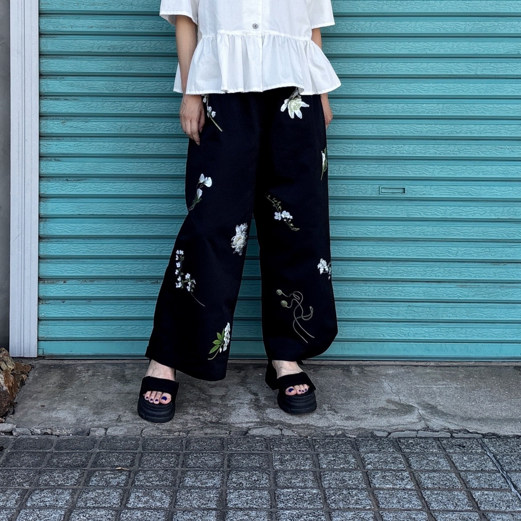 【Chino Wide Pants / White Flower】