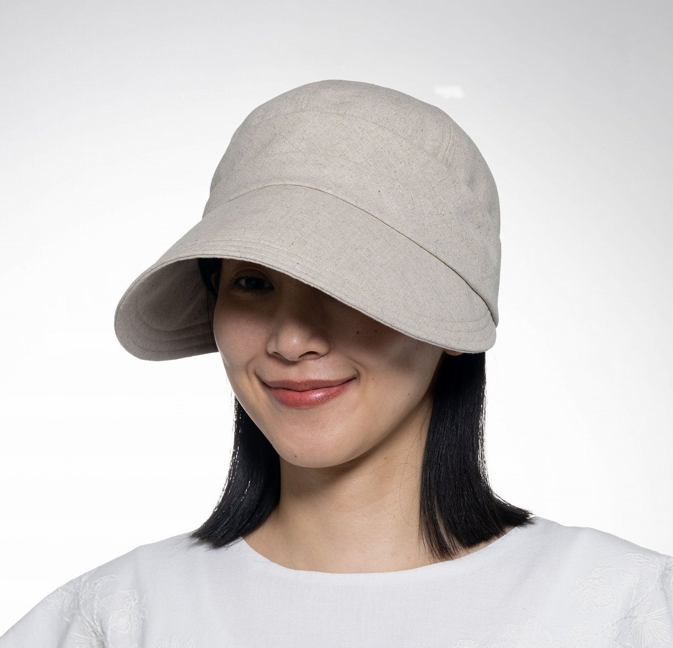 【2026年春夏】リネンコットンこつばギャザー ジョッキーハット|ベージュ/ブラック/カーキ/ブラウン Linen-Cotton Gathered Jockey Hat – Short Brim