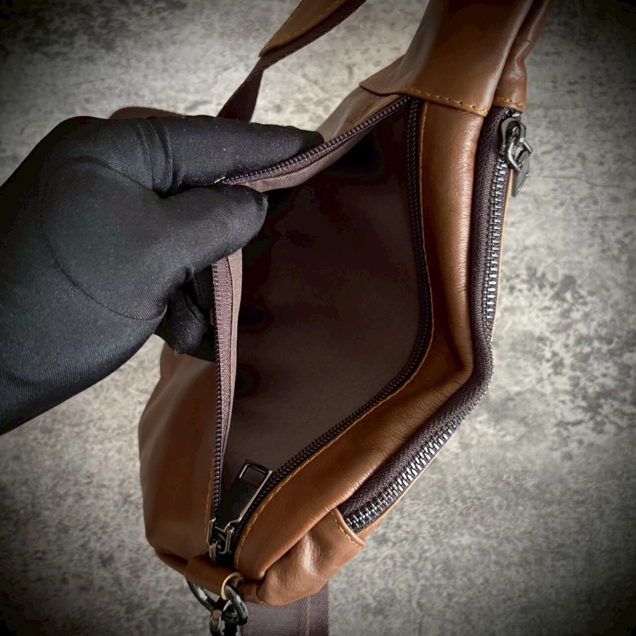 本革 メンズ ボディバッグ 牛革 ワンショルダーバッグ 大容量 牛革 アウトドア ボディバッグ 斜め掛けバッグ ワンショルダー本革 レザー 牛革