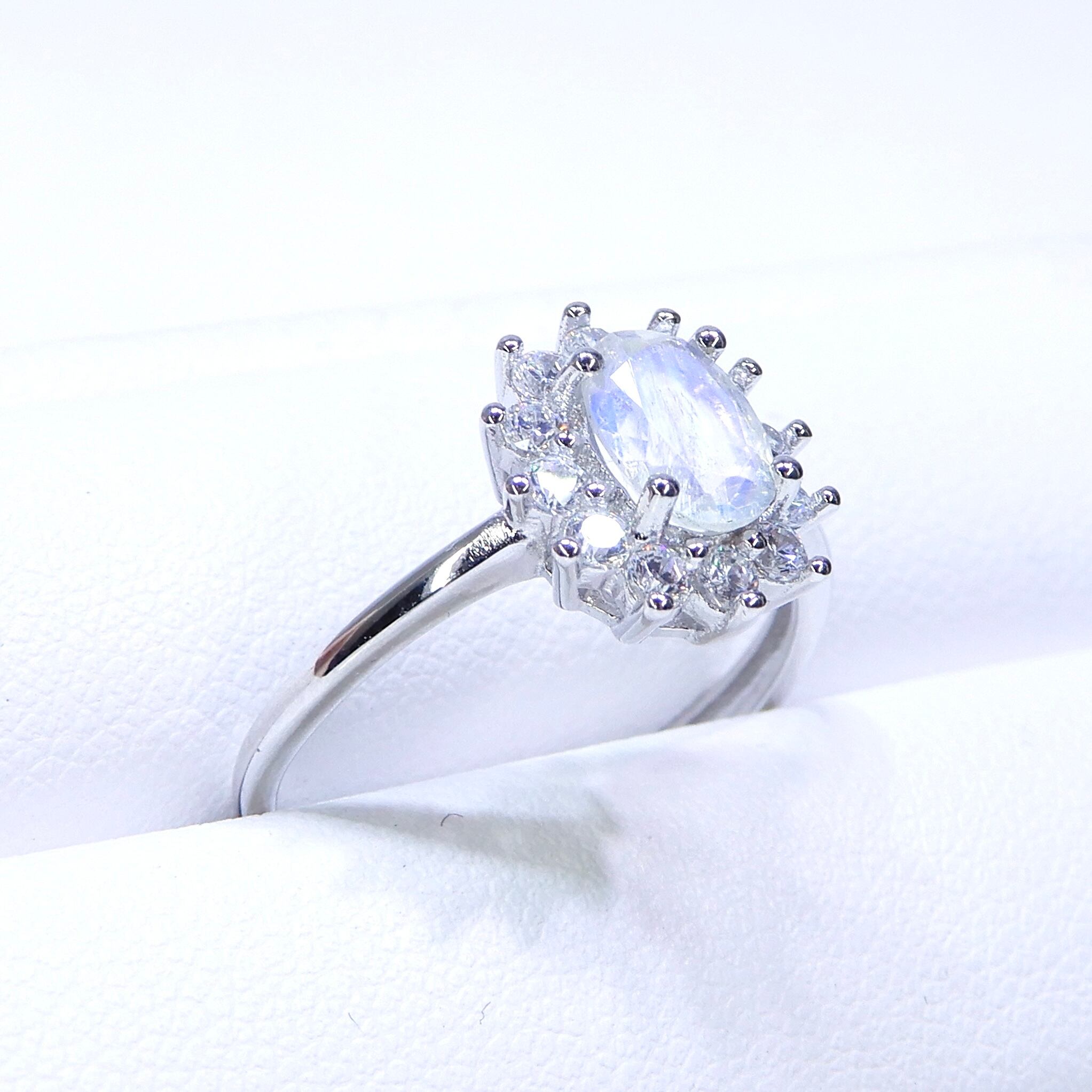 リング♦︎ラブラドライト♦︎WGカラー《0109》