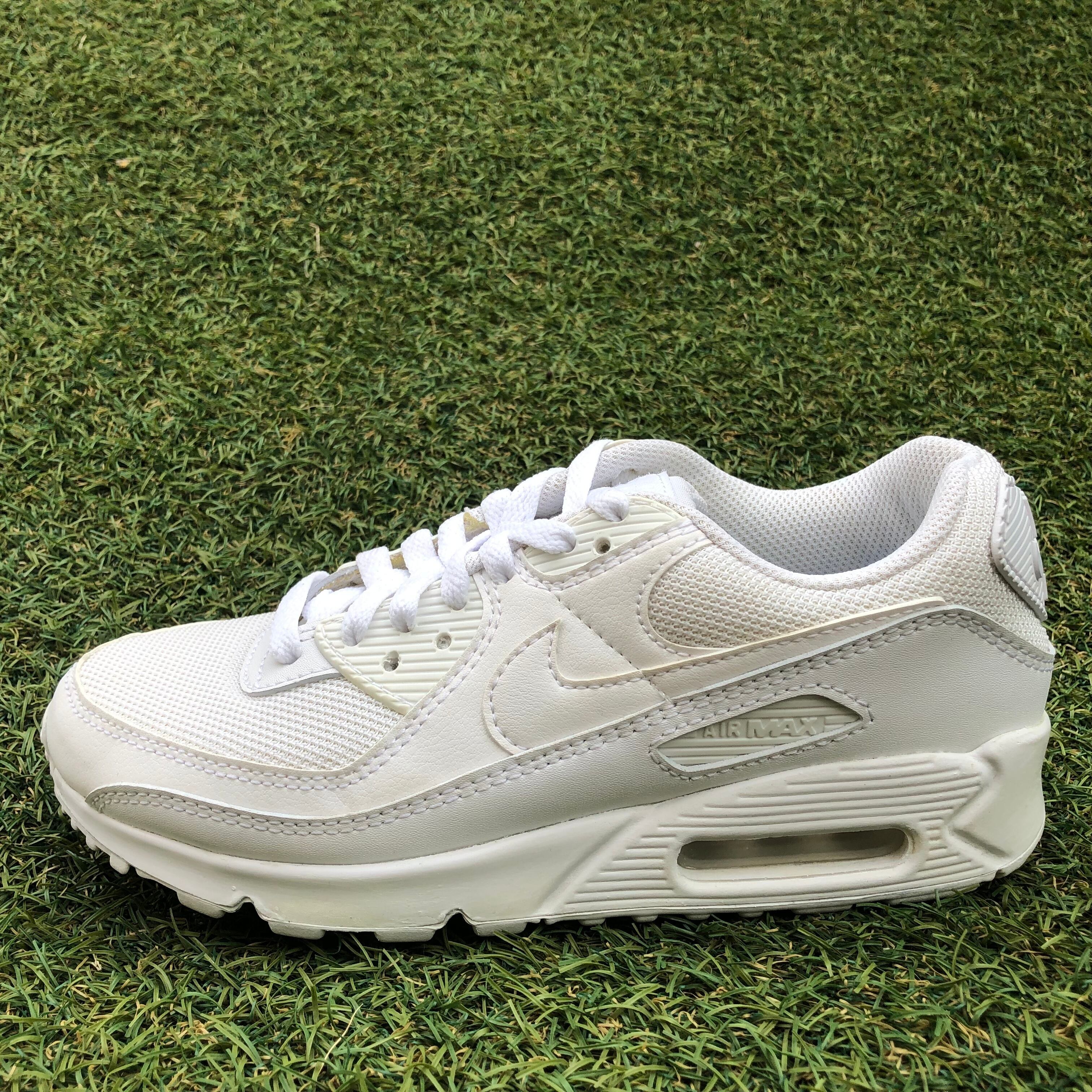 NIKE AIRMAX 90 ナイキ エアマックス90 HT982