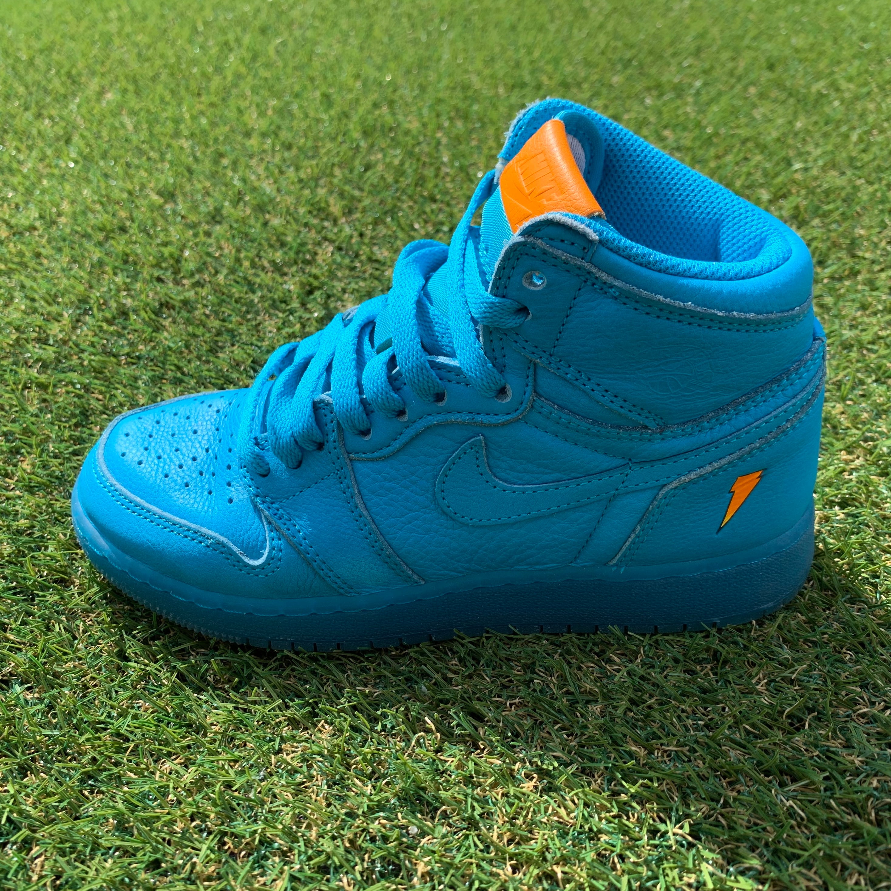NIKE AIR JORDAN 1 GATORADE ナイキ エアジョーダン1 ゲータレード