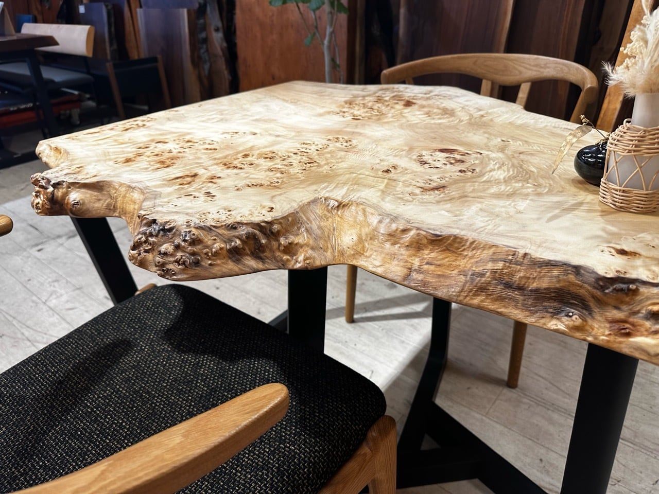 ポプラ瘤_900×530-850-670×45_浅草本店_テーブル天板/一枚板 241507