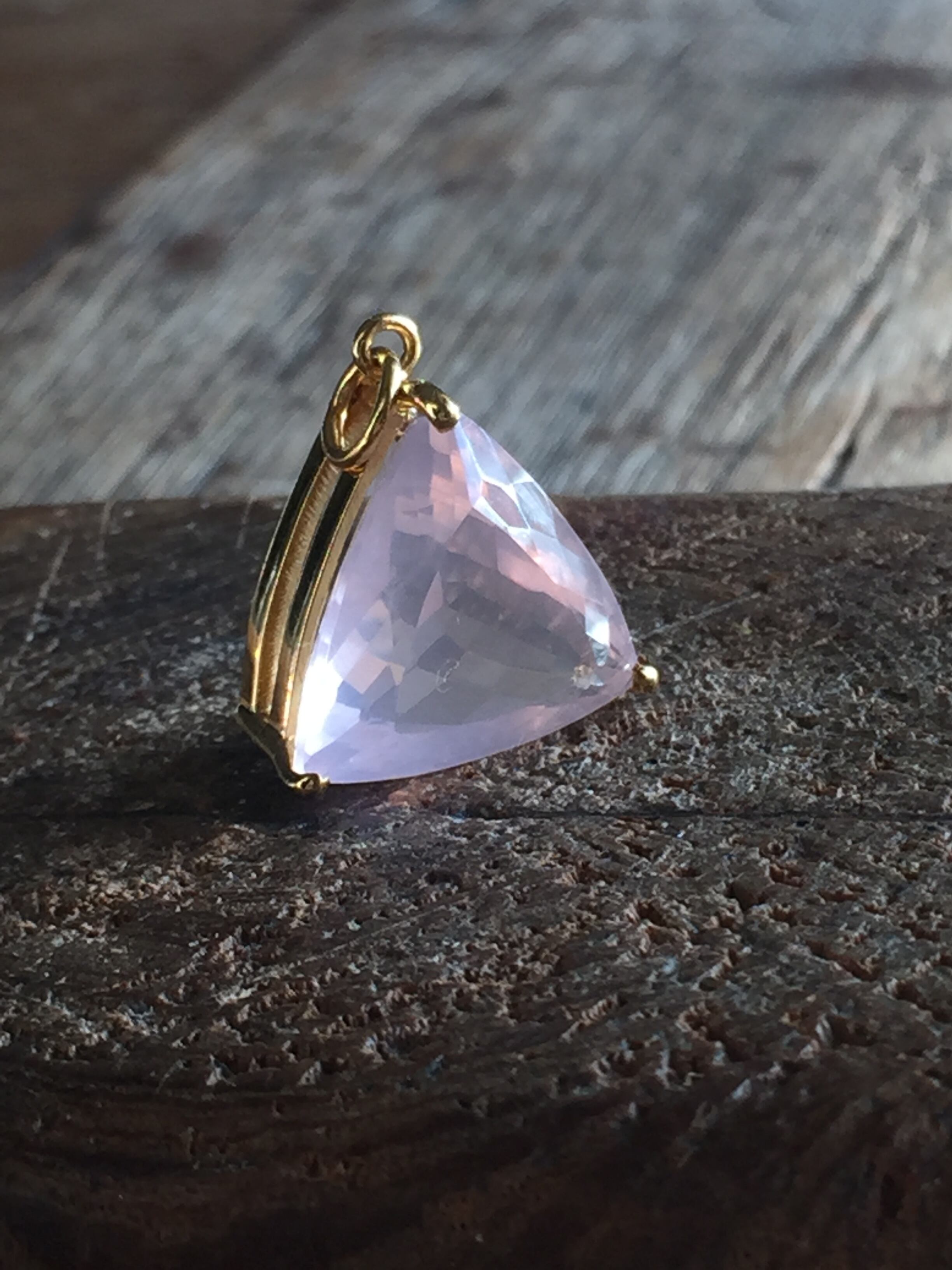 宝石質ローズクォーツ ペンダント ゴールド枠 18KGF