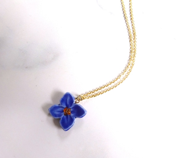 花のnecklace（青)