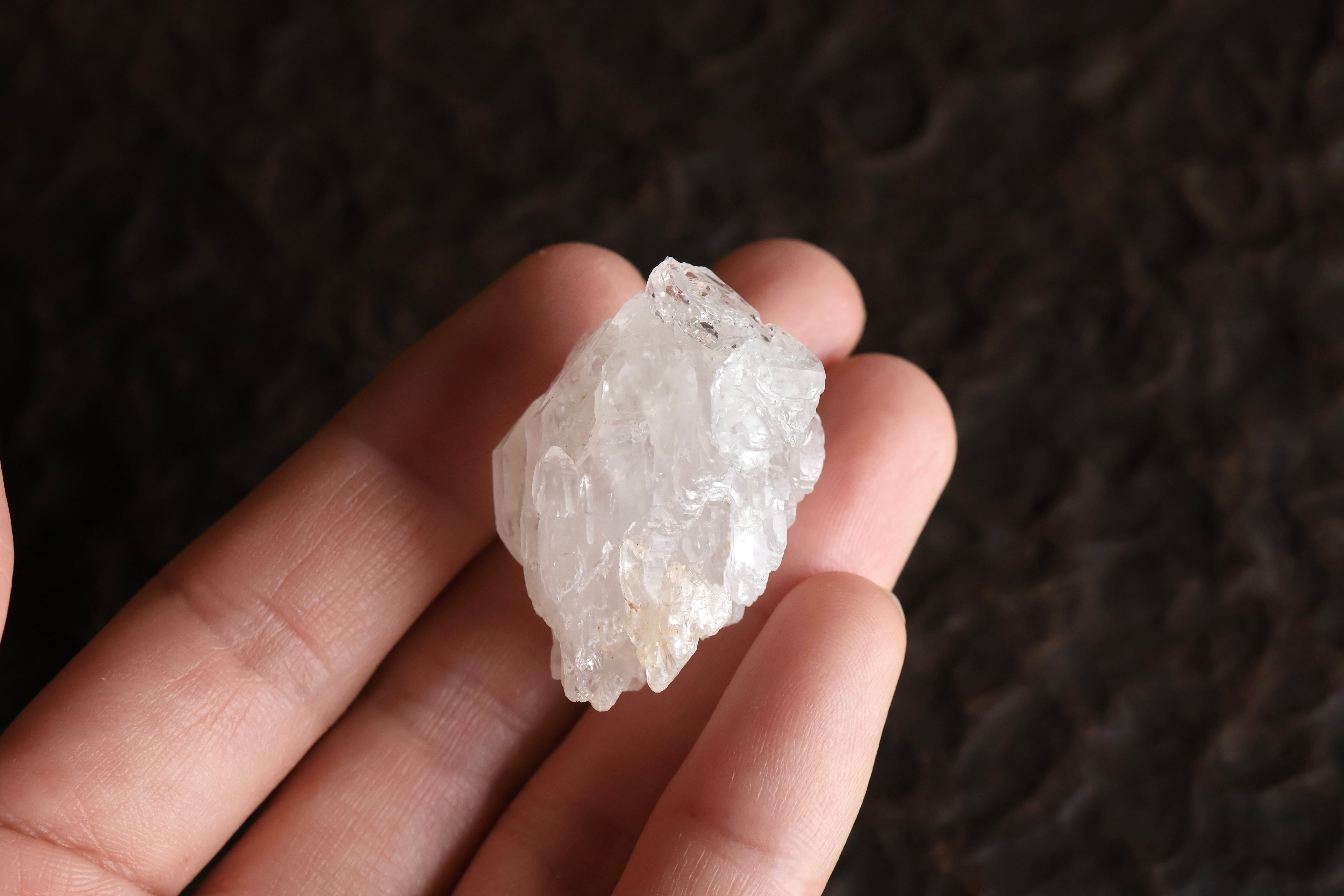 ヒマラヤ水晶 ガネーシュヒマール産 エレスチャル | 石垣島の夜光貝