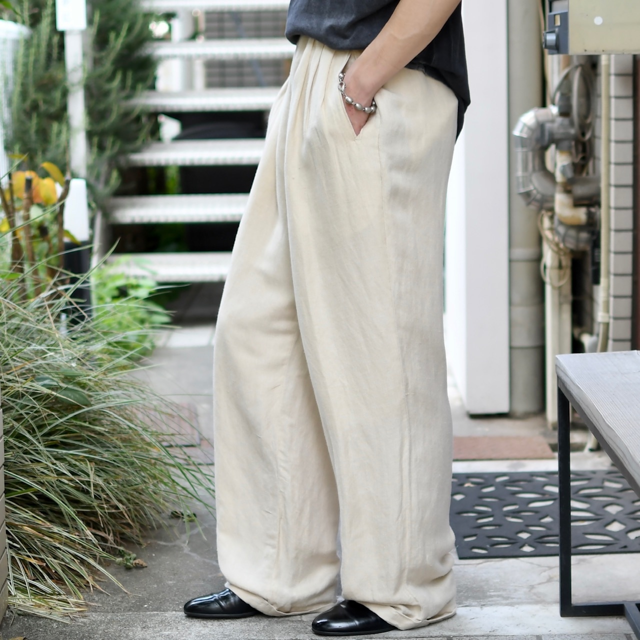 LOUIS RAPHAEL rayon linen 3tuck wide slacks