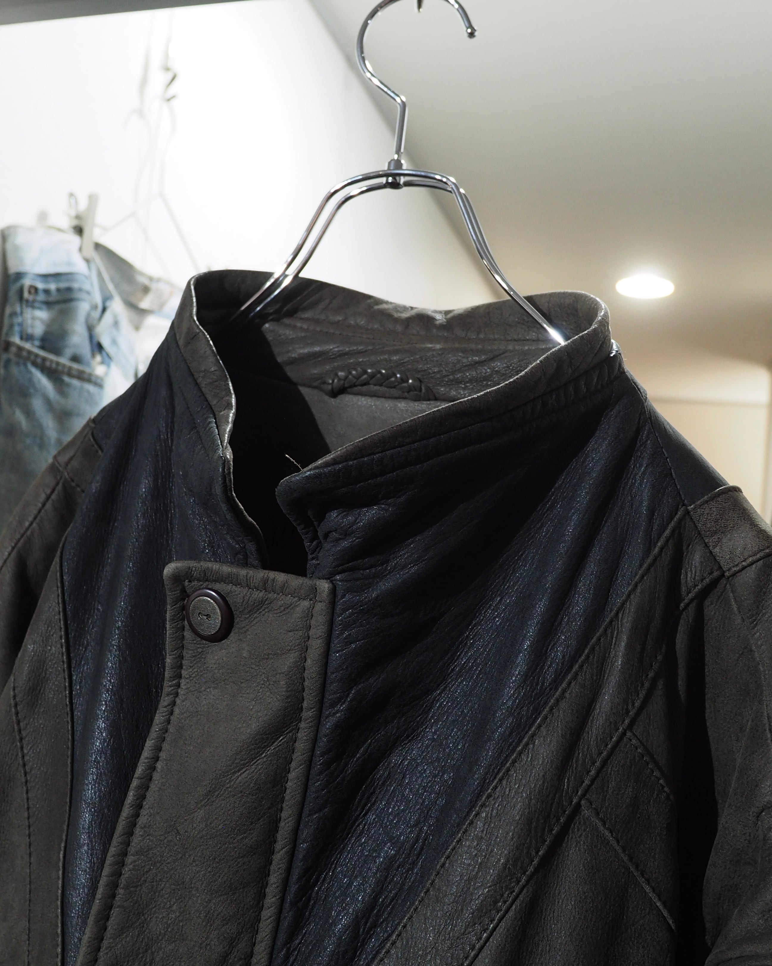 " 変形 × 分離 " Sleeve Detachable Gimmick × Panel Switching Vintage Loose Leather Jacket
