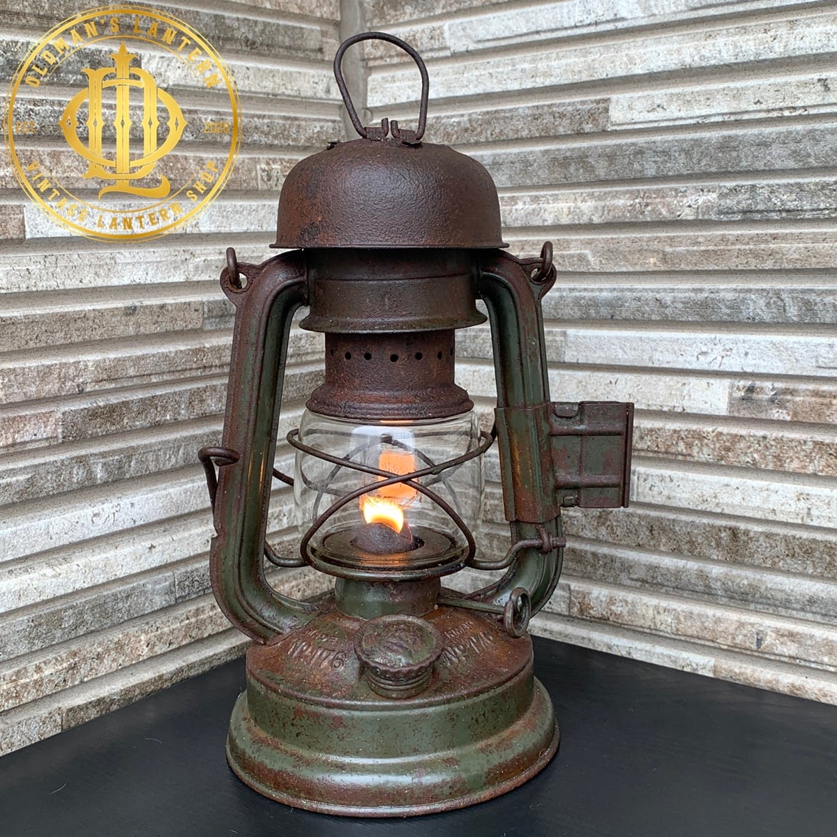 Feuerhand フュアーハンド 176e　純正レッドブラックホヤ Feuerhand フュアーハンド 176e 純正レッドブラックホヤ 2025年最新