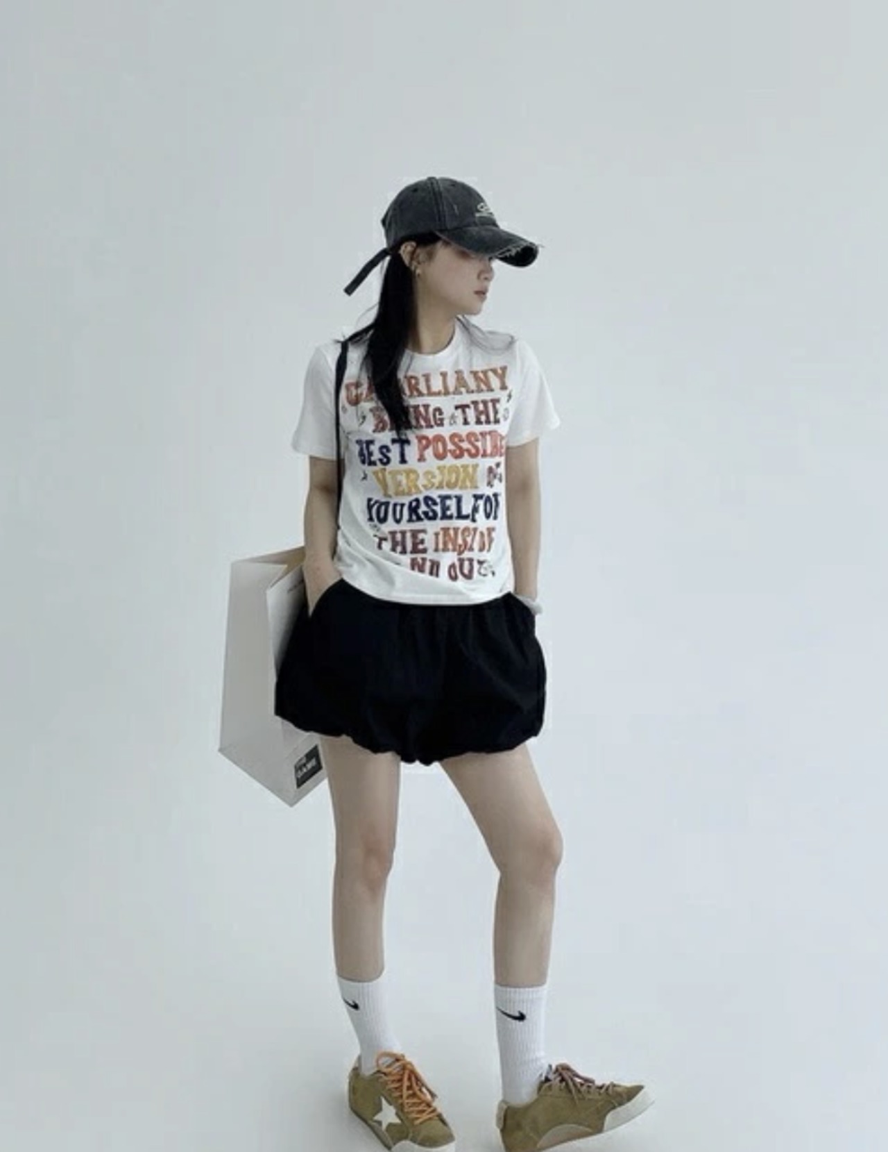 OISIS004 プリントスリムショートTシャツ