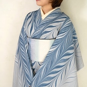 「時雨の浜辺」大矢羽柄〜洗えるきもの(シルジェリー格子柄)〜