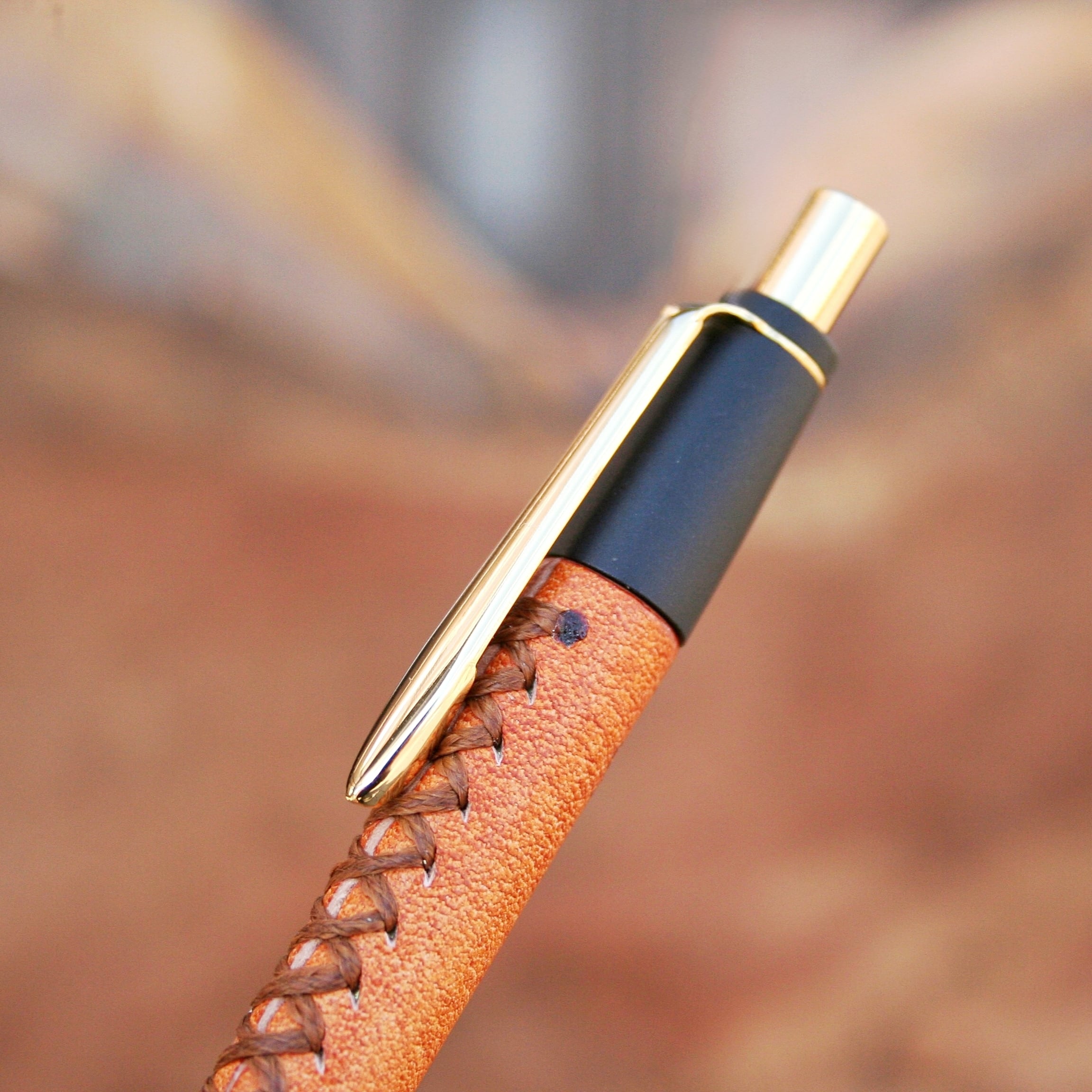 革軸ペン【ヌメ革 オレンジ】 | Schicksal