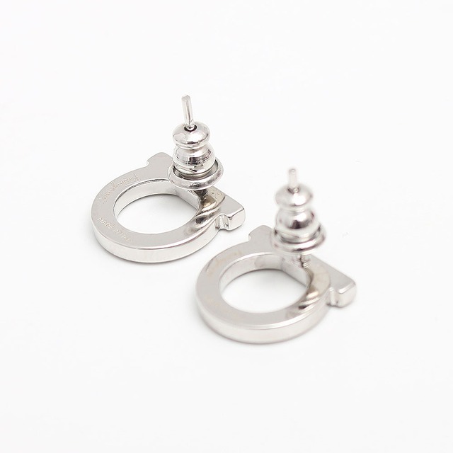 フェラガモ FERRAGAMO ピアス 760122-696574 レディース シルバー